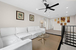 Spacious 6BR Retreat in the Heart of LA